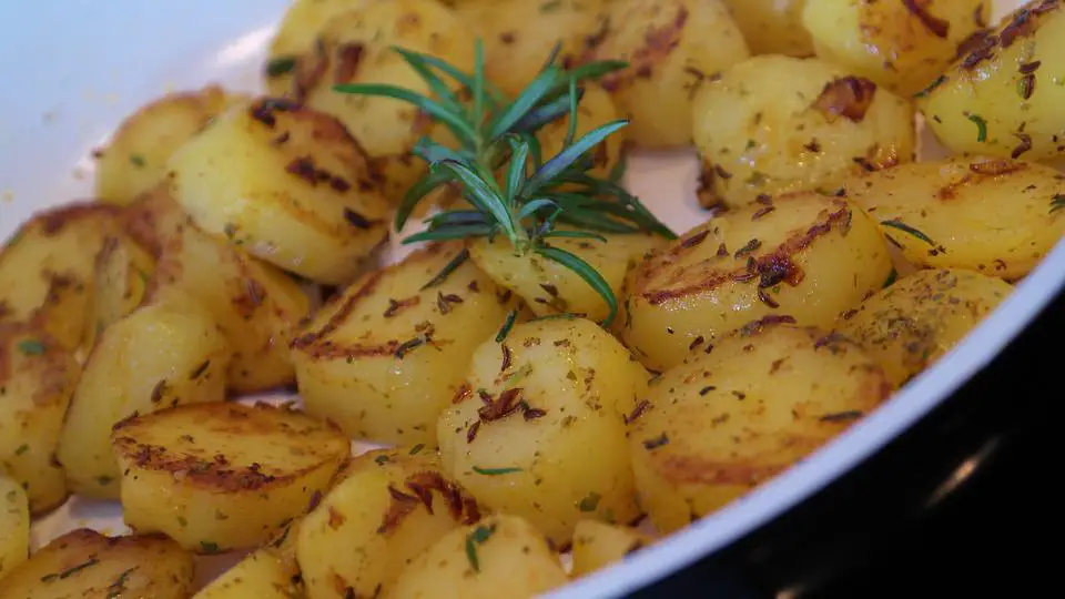 Easy Skillet Breakfast Potatoes